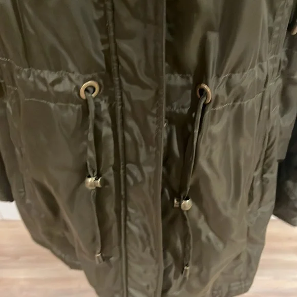 Sam Edelman waterproof army green jacket - Picture 3 of 11